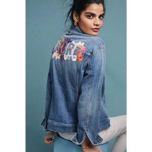 Pilcro Anthropologie Denim Jacket XS Floral Embroidered AMOUR Jean Jacket Boho